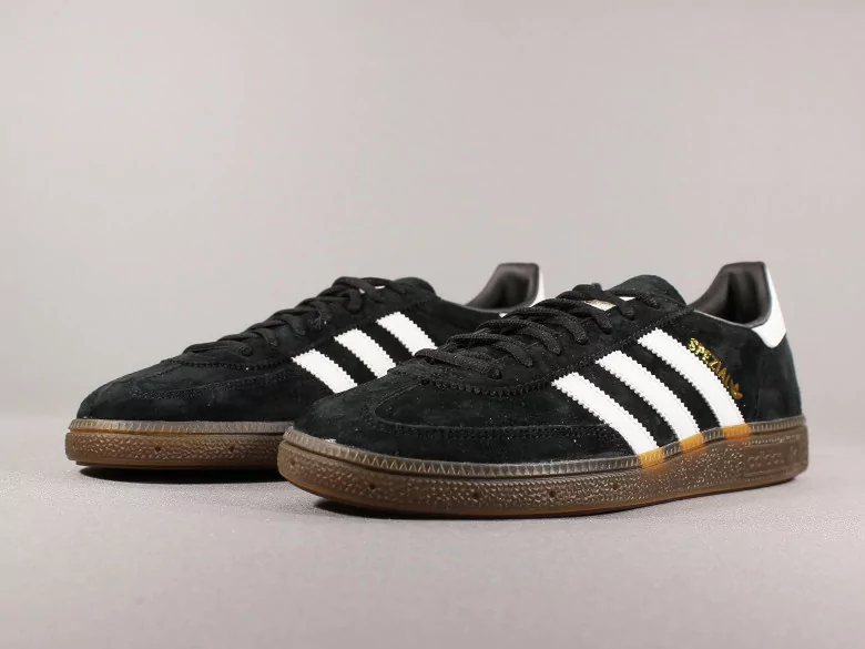 ADIDAS HANDBALL SPEZIAL CORE BLACK ADIDAS HANDBALL SPEZIAL CORE BLACK