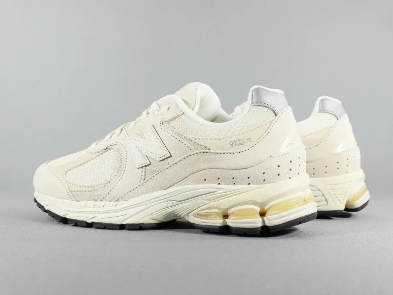 NEW BALANCE M2002RCC CALM TAUPE/ANGORA NEW BALANCE M2002RCC CALM TAUPE/ANGORA