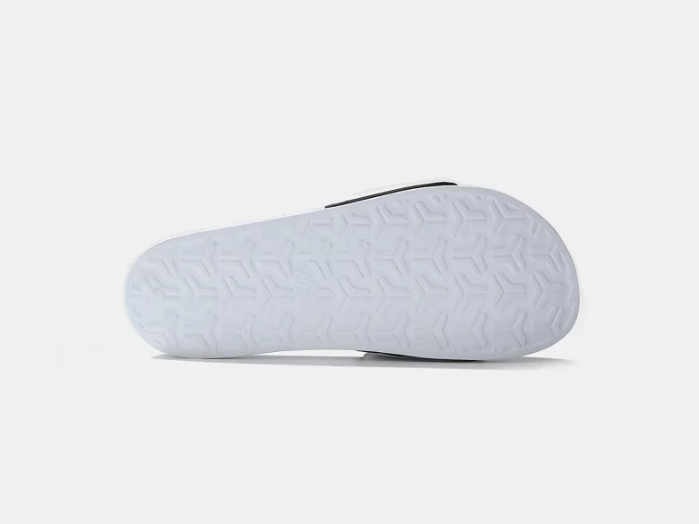 THE NORTH FACE BASE CAMP SLIDE III... THE NORTH FACE BASE CAMP SLIDE III...