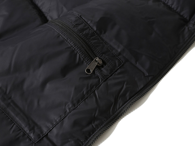 THE NORTH FACE M 1996 RETRO NUPTSE... THE NORTH FACE M 1996 RETRO NUPTSE...
