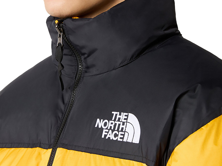 THE NORTH FACE M 1996 RETRO NUPTSE... THE NORTH FACE M 1996 RETRO NUPTSE...