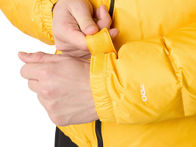 THE NORTH FACE M 1996 RETRO NUPTSE... THE NORTH FACE M 1996 RETRO NUPTSE...