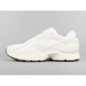 SAUCONY PROGRID OMNI 9...