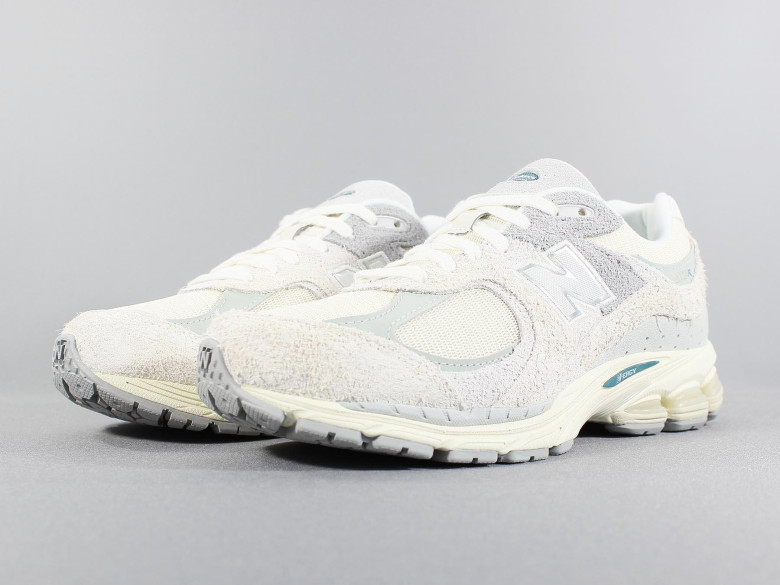 NEW BALANCE M2002REK...