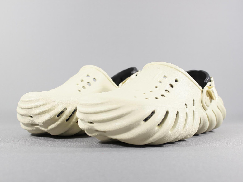 CROCS UNISEX ECHO CLOG BONE/BLACK