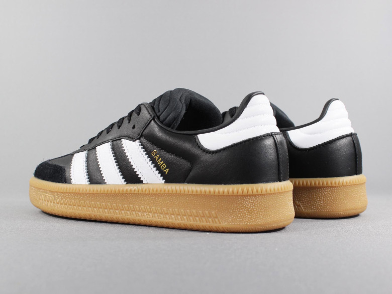 ADIDAS SAMBA XLG CORE BLACK/CLOUD... ADIDAS SAMBA XLG CORE BLACK/CLOUD...