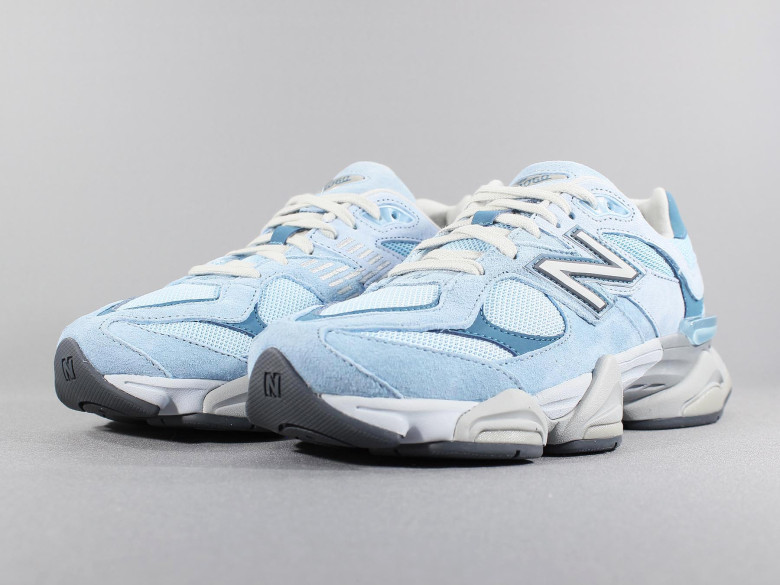 NEW BALANCE U9060EED CHROME... NEW BALANCE U9060EED CHROME...