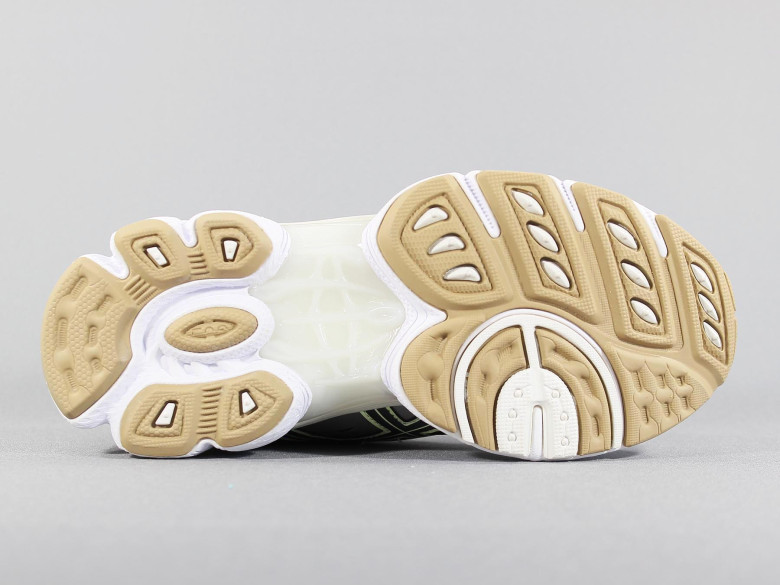 ASICS GEL-NIMBUS 9 FEATHER...