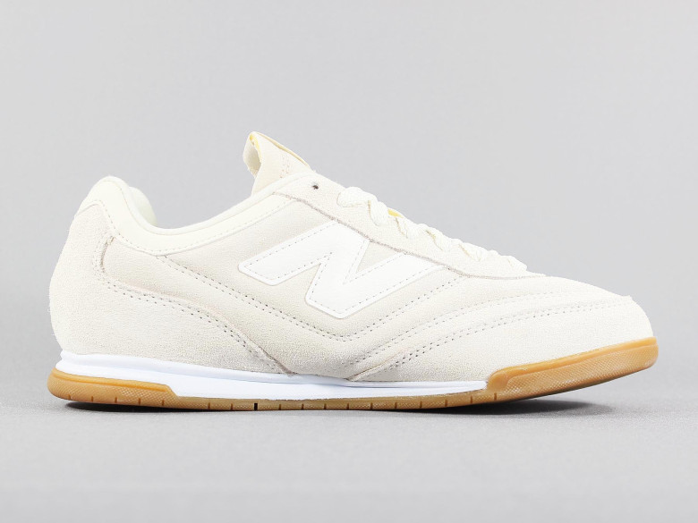 NEW BALANCE URC42EA LINEN/SEA SALT NEW BALANCE URC42EA LINEN/SEA SALT