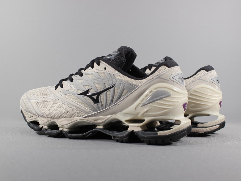 MIZUNO WAVE PROPHECY LS SILVER...