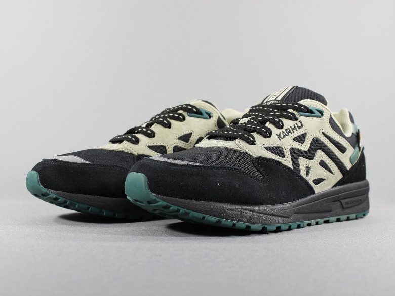 KARHU LEGACY 96 CAVIAR/ABBEY STONE