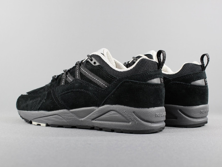 KARHU FUSION 2.0 BLACK/BLACK KARHU FUSION 2.0 BLACK/BLACK