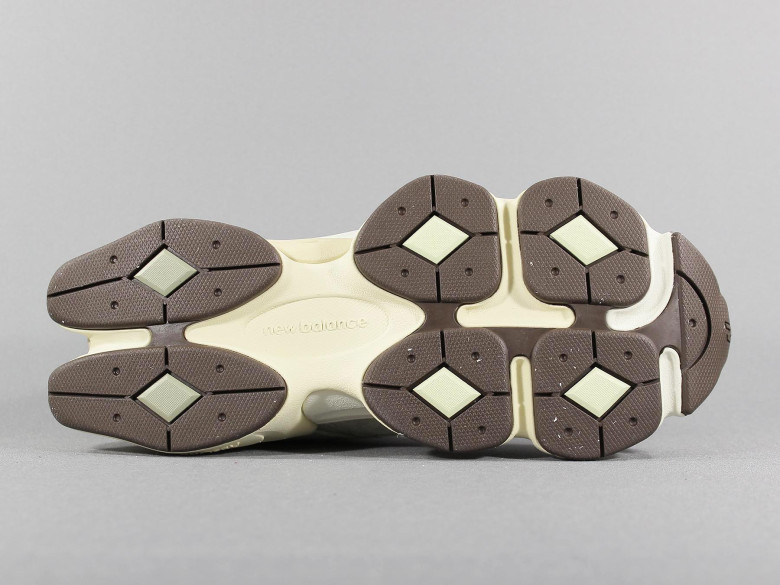 NEW BALANCE U9060EEC OLIVINE/LICHEN...