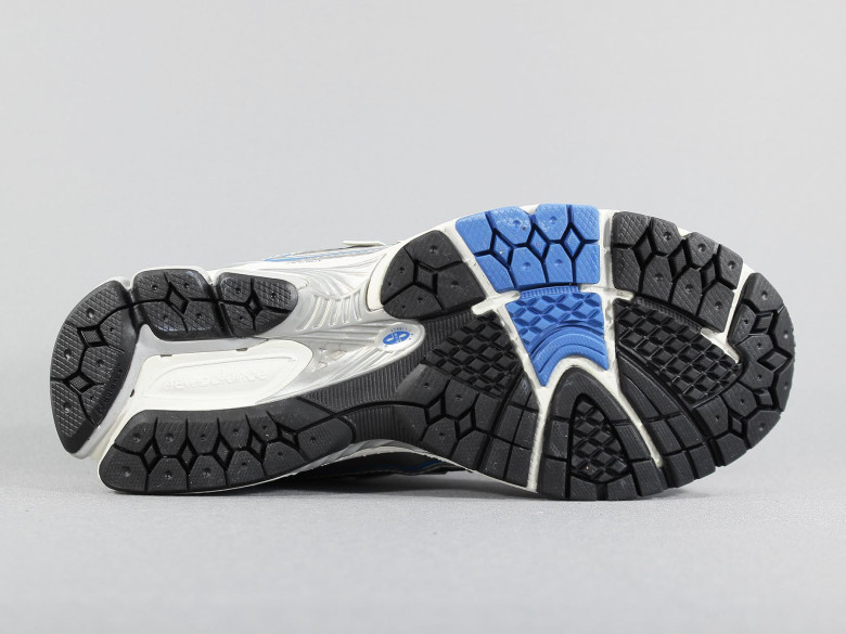 NEW BALANCE M1906REB SILVER... NEW BALANCE M1906REB SILVER...