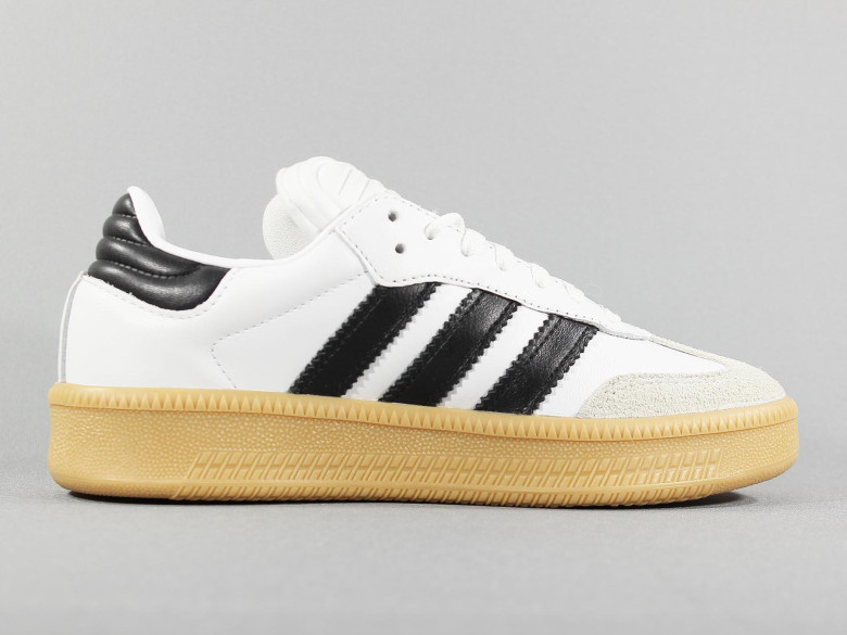 ADIDAS SAMBA XLG CORE WHITE/CLOUD... ADIDAS SAMBA XLG CORE WHITE/CLOUD...