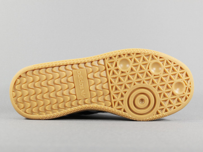 ADIDAS SAMBA XLG CORE WHITE/CLOUD... ADIDAS SAMBA XLG CORE WHITE/CLOUD...