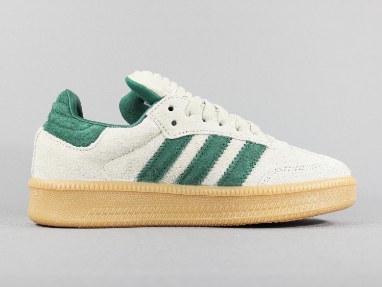 ADIDAS SAMBA XLG PUTTY... ADIDAS SAMBA XLG PUTTY...