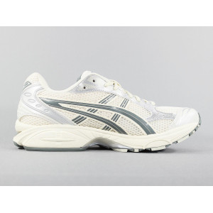 ASICS GEL-KAYANO 14... 2