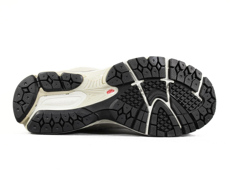 NEW BALANCE U2002RB... NEW BALANCE U2002RB...