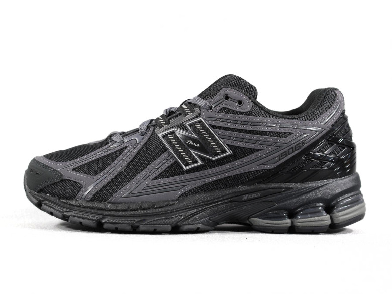 NEW BALANCE M1906RLB... NEW BALANCE M1906RLB...