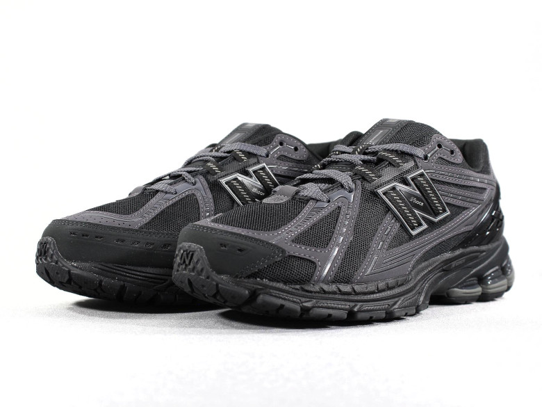 NEW BALANCE M1906RLB... NEW BALANCE M1906RLB...