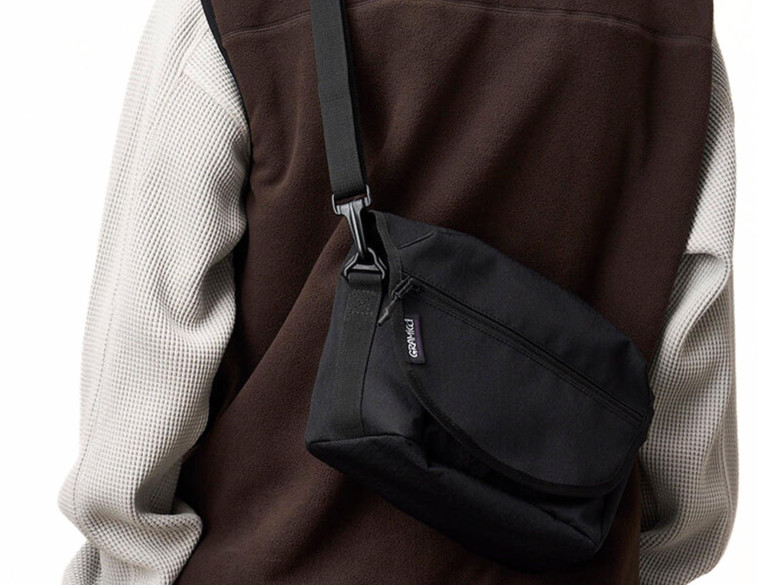 GRAMICCI MULTI SIDE BAG BLACK