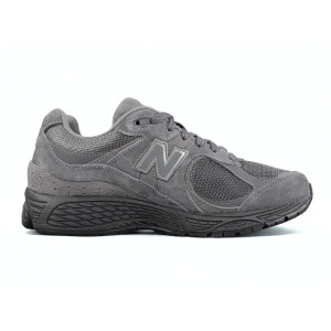 NEW BALANCE U2002RH... 2